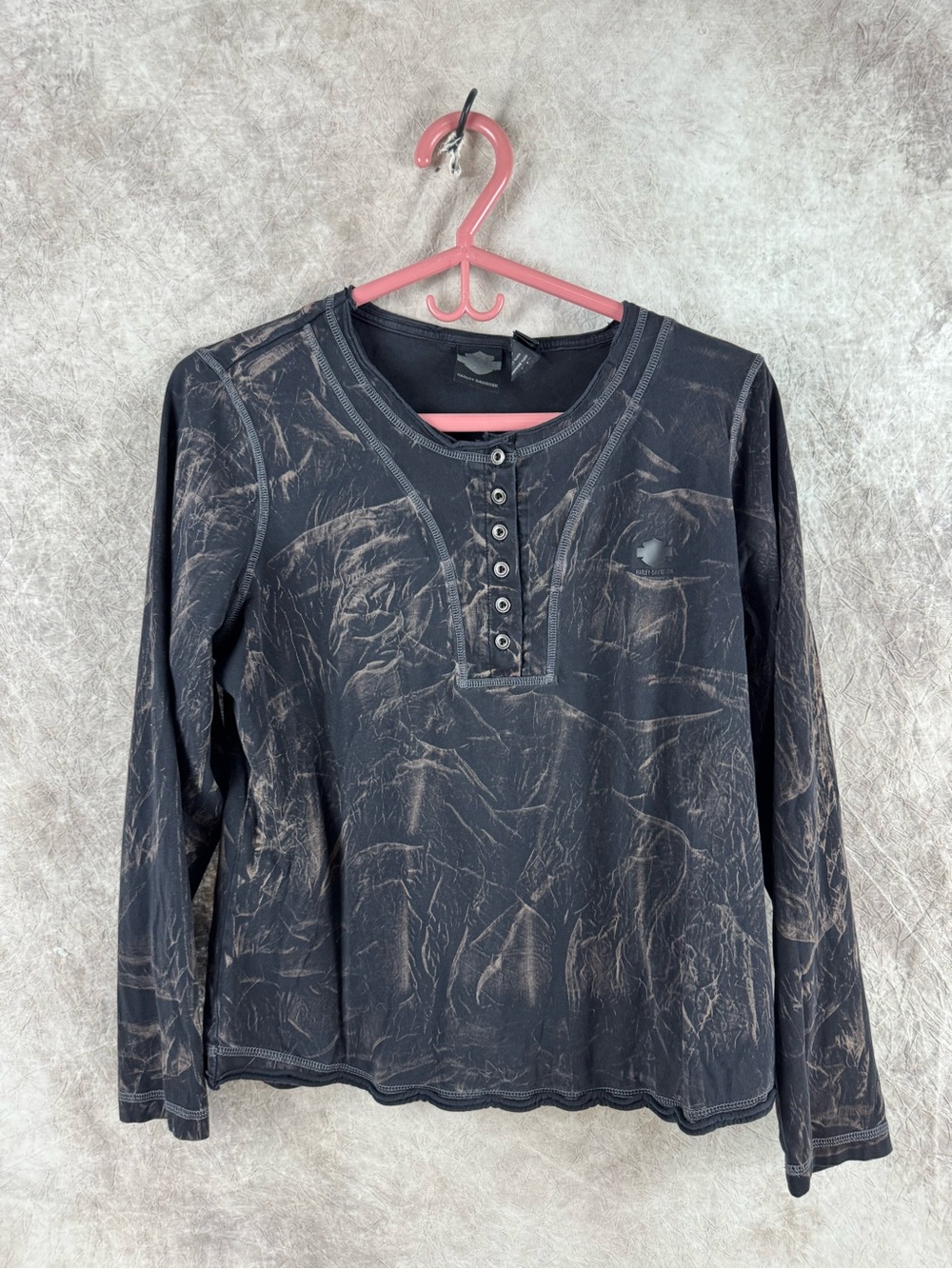 Harley-Davidson Black Long-Sleeve Henley with Brown Wash XL